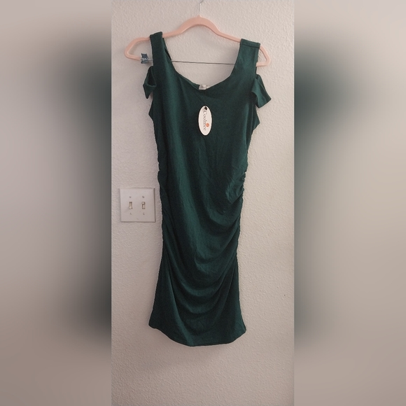 Dress - Picture 5 of 5